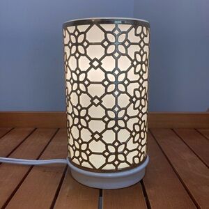 White and Silver Table Lamp